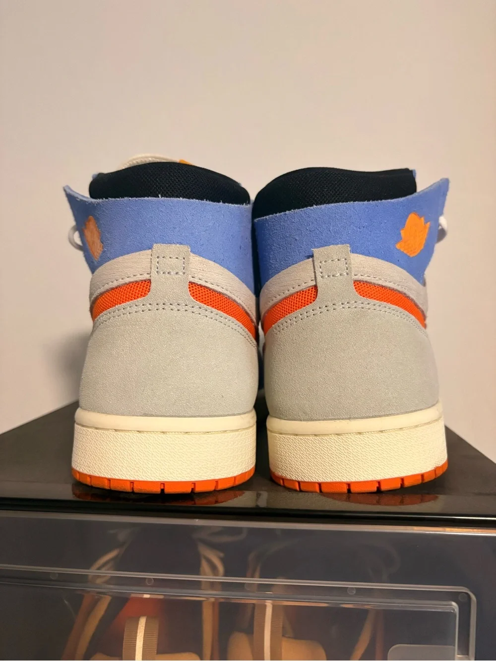 Men’s Jordan 1s Sz 10. Blue and Orange